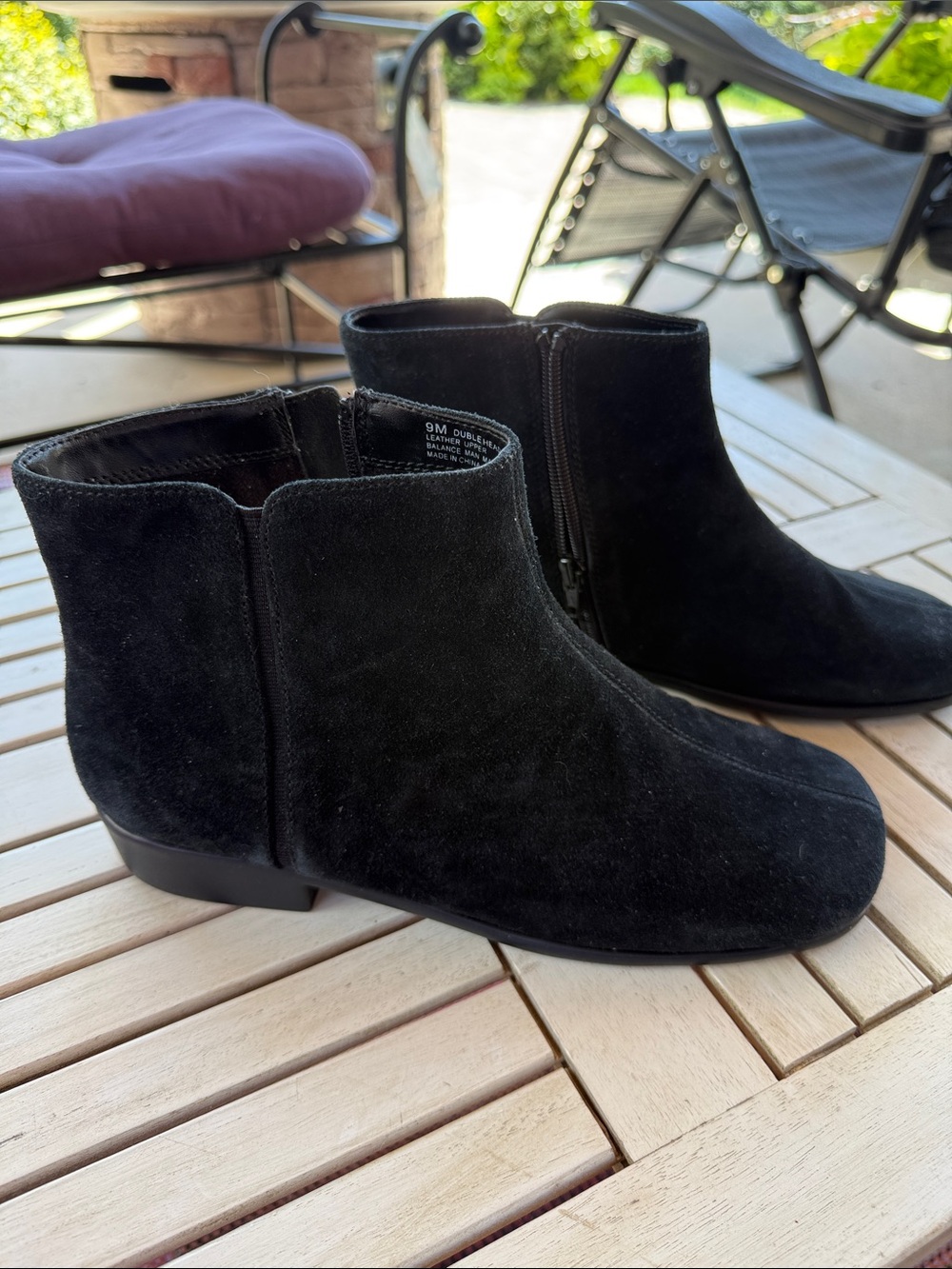 Women’s Aerosole NWOB Black Suede Ankle Boots
